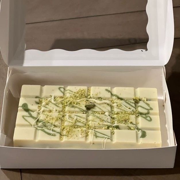 Dubai White Chocolate Bar - Image 2